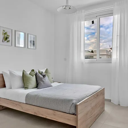 Phaedrus Living: Eolus Residences Hera Апартаменты *